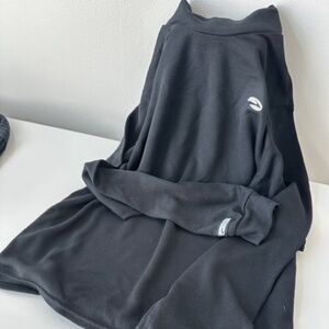 Brooks thermal underlayer for outdoor adventures (Medium black, mock neck)